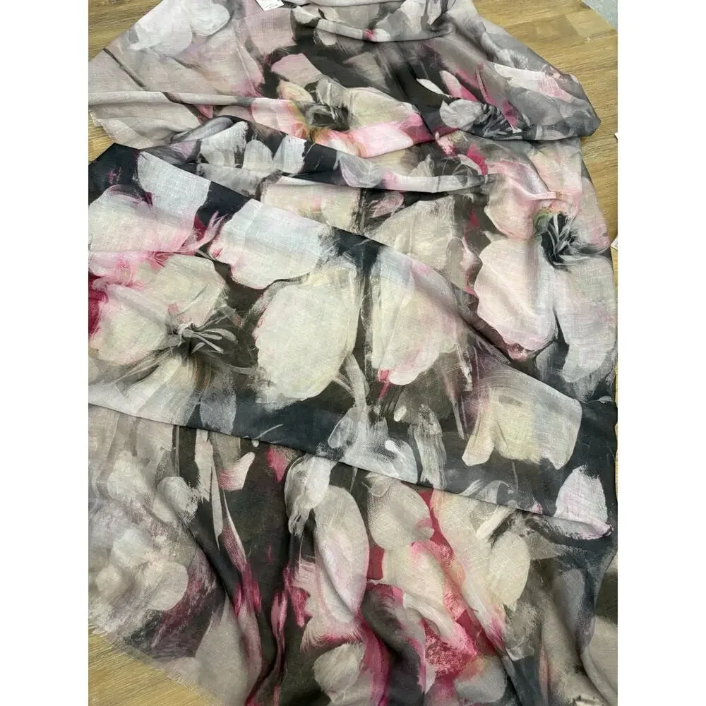 Laura Women’s Scarf Wrap Shawl Gray Floral 100% Polyester Lightweight Fringe